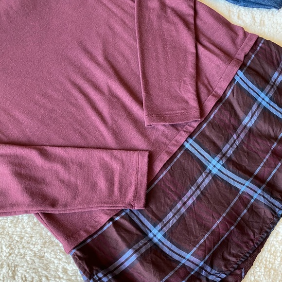 LOFT Burgundy knit tee with plaid detail - Picture 5 of 8